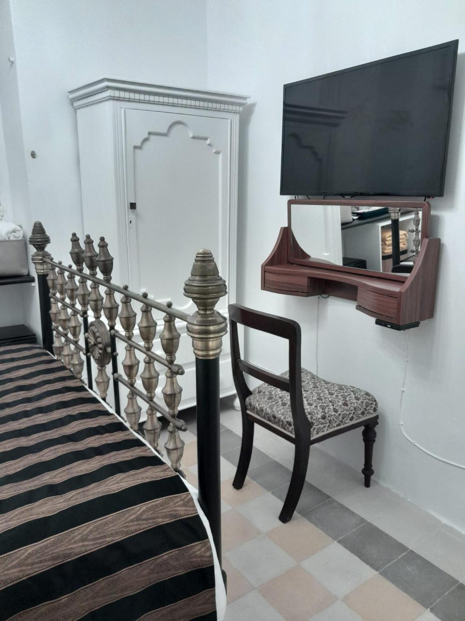Charming Town House In Cospicua, Valperga Rooms Екстер'єр фото